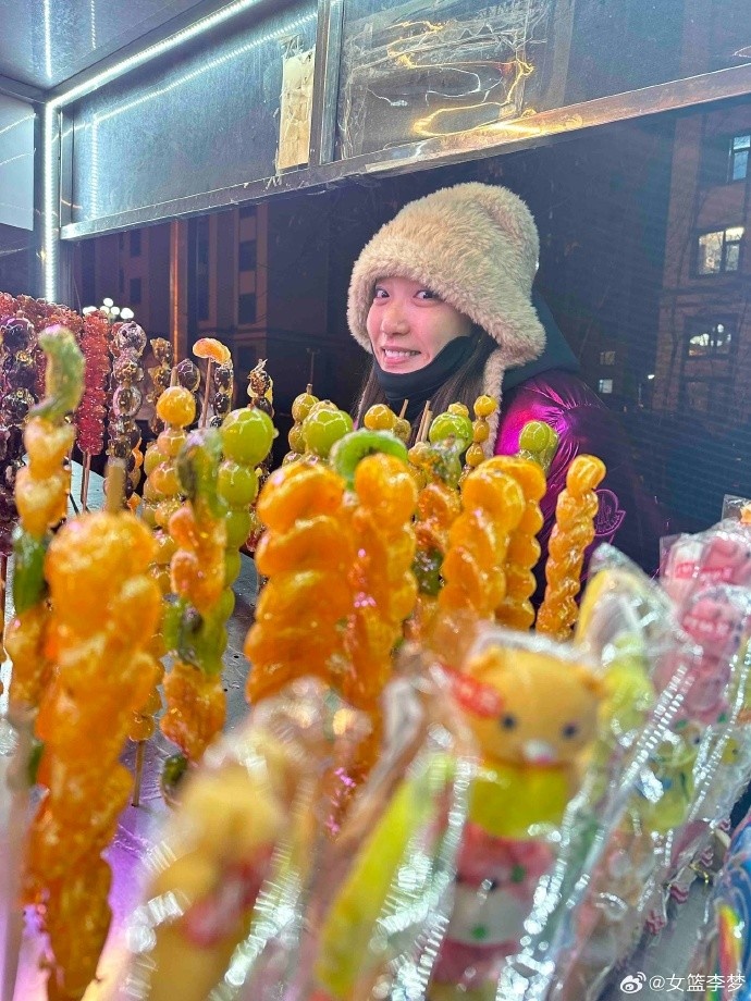 李夢曬照：又到了一個欣欣向榮的季節 我們一起越來越好