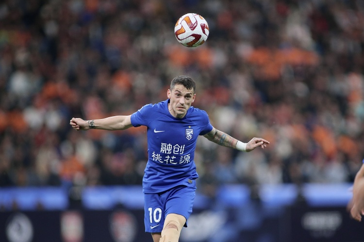 斯基拉：中超舊將斯坦丘接近免簽加盟熱那亞，合同期限到2027年