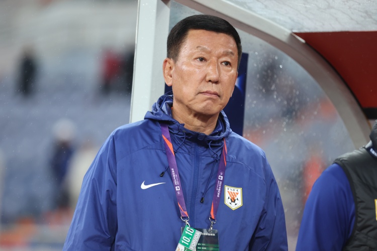 記者：泰山隊7日恢復訓練，間歇期后有望同時安排五外援首發