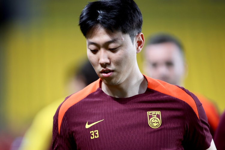狀態大受影響？足球報：國腳在聯賽綜合出場率只有47.4%
